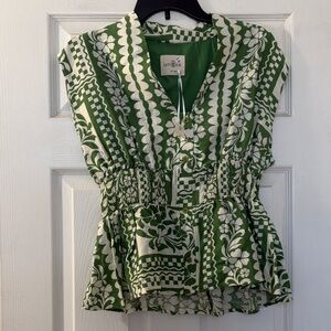 Umgee Green and White Patterned Blouse